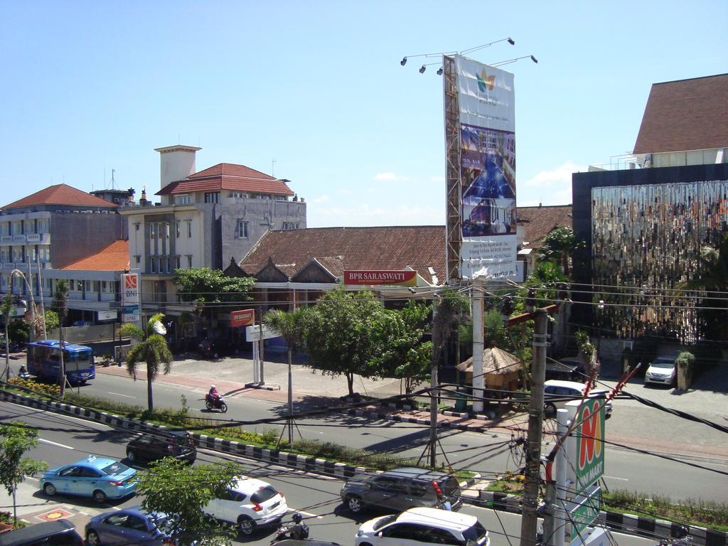 Bali Caps * Kuta (Bali)