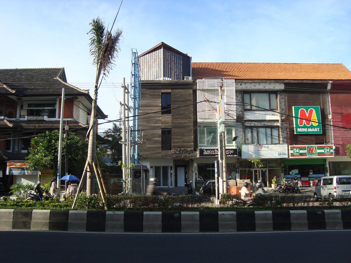 Hostel Bali Caps *
